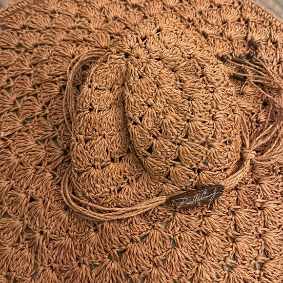 Billabong hat great condition - Picture 3 of 5